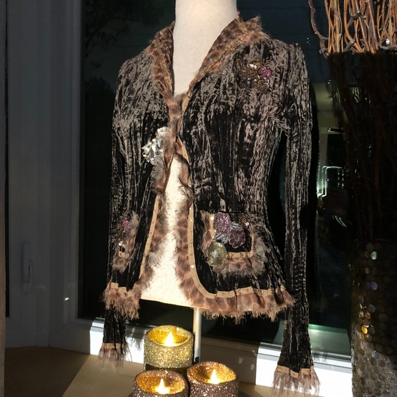 Alberto Makali Tops - FABULOUS Alberto Makali Velvet Women's Shirt